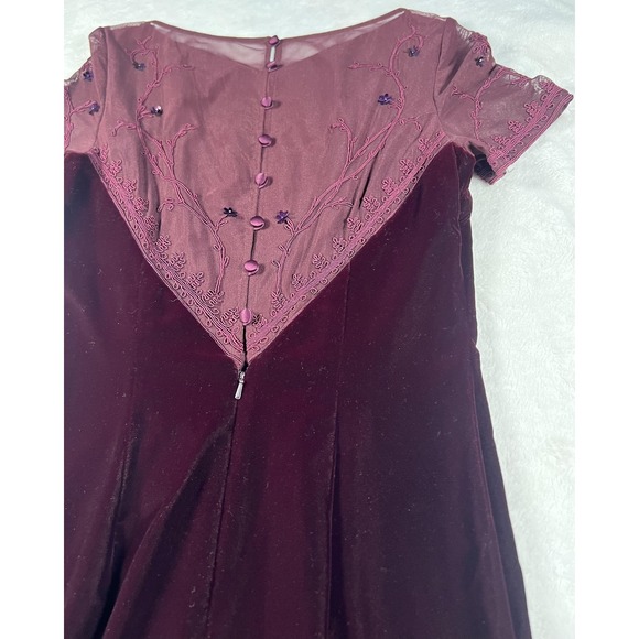 Maggy London Dress Womens 6 Burgundy Velvet Mesh Embroidered Evening Gown Maxi - Picture 7 of 14